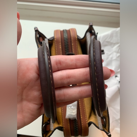 Coach Rogue 20 in Colorblock - Picture 2 of 12